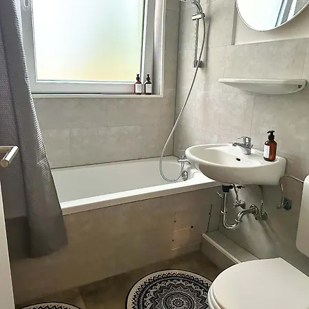 Gemuetliche 3-Zimmer Wohnung Zentral Neumünster Exterior foto