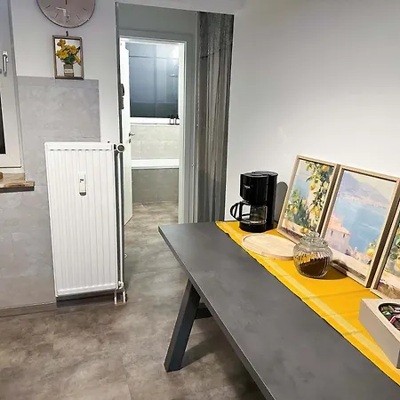 Gemuetliche 3-Zimmer Wohnung Zentral Neumünster Exterior foto