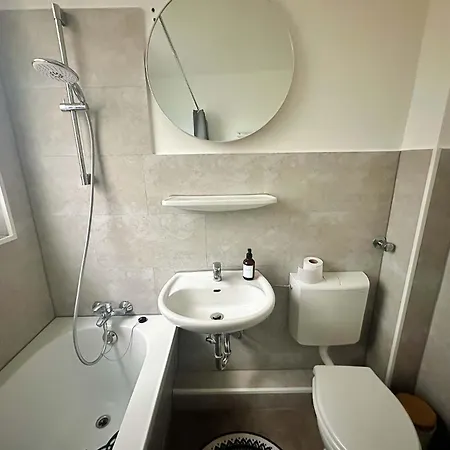 Gemuetliche 3-Zimmer Wohnung Zentral Neumünster Exterior foto