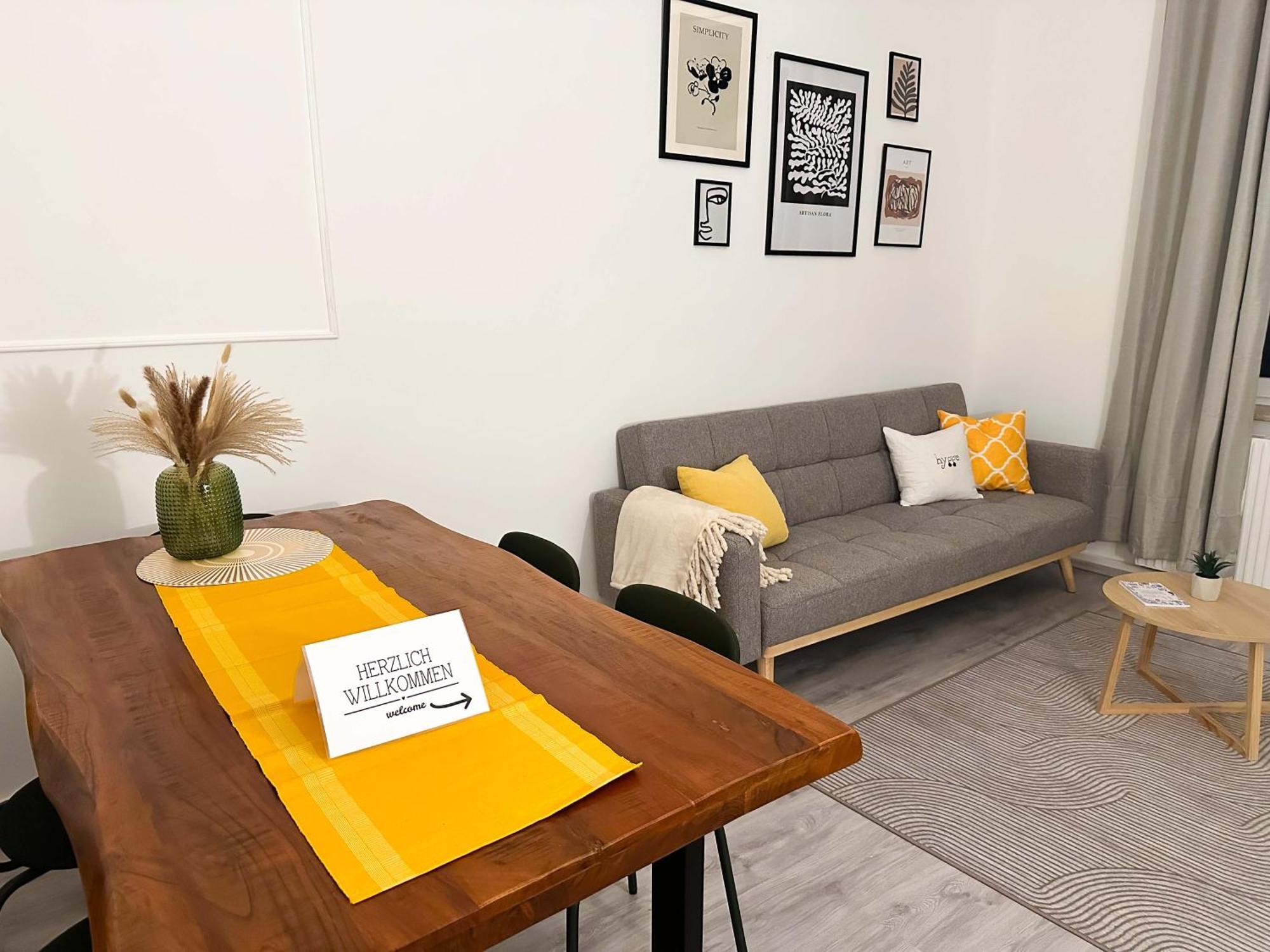 Gemuetliche 3-zimmer Zentral Apartment Neumuenster